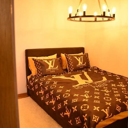 Naumovski Apartments Скоп'є Екстер'єр фото